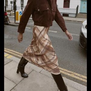 Zara Elegant Brown Plaid Women's Skirt